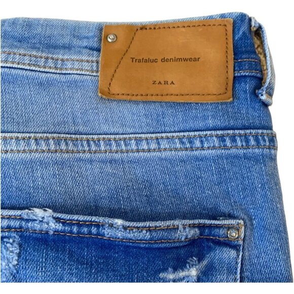 Zara Trafaluc Jeans Women Size 4 Measuring 30x28 Distressed Raw Hem High Waisted - Picture 5 of 5